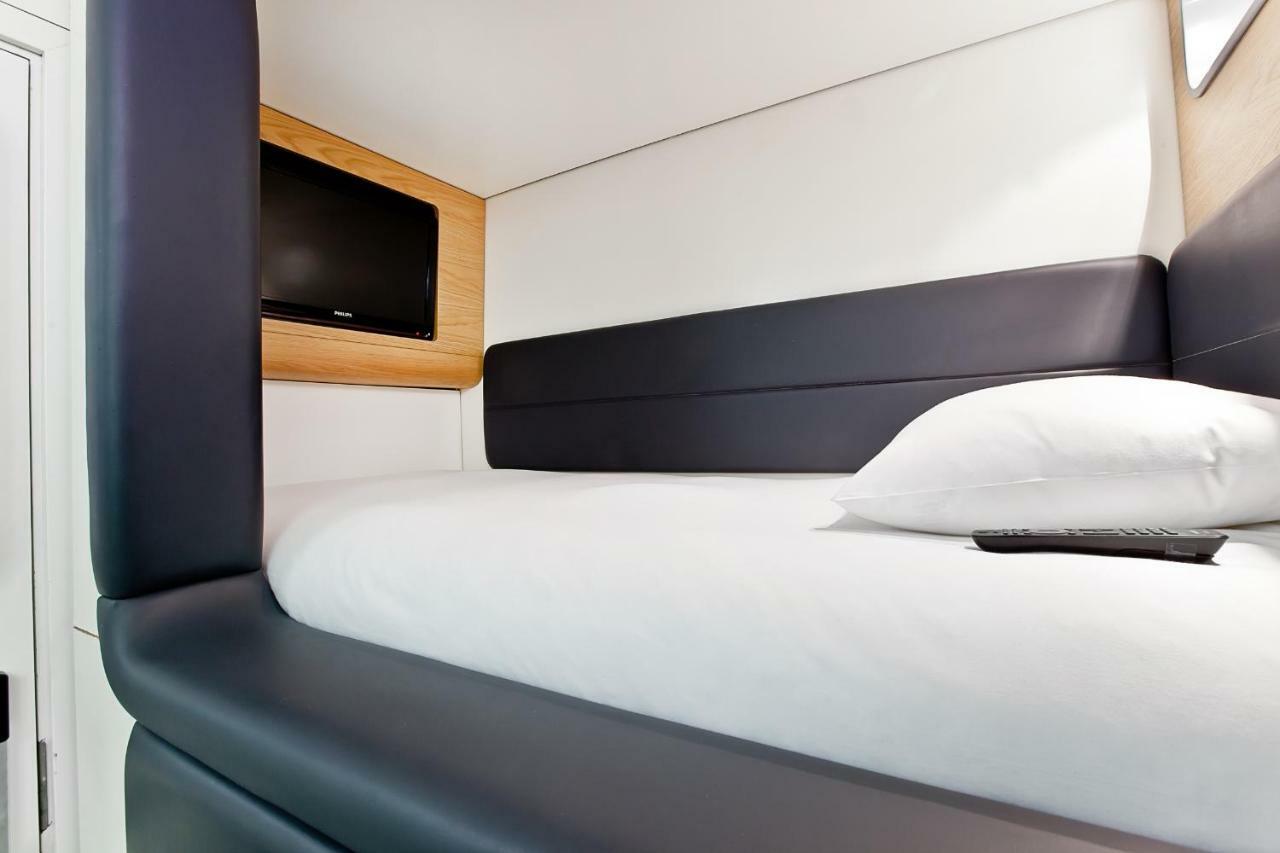 Yotelair London Heathrow Airport Hillingdon Exterior foto